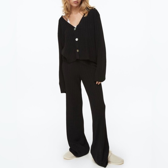 H&M Knit Co-ord Set - Picture 2 of 11